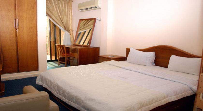 Royal Marble Hotel Benin Buitenkant foto