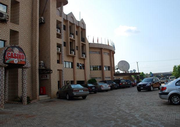 Royal Marble Hotel Benin Buitenkant foto